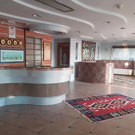 Hotel Synosse 4*